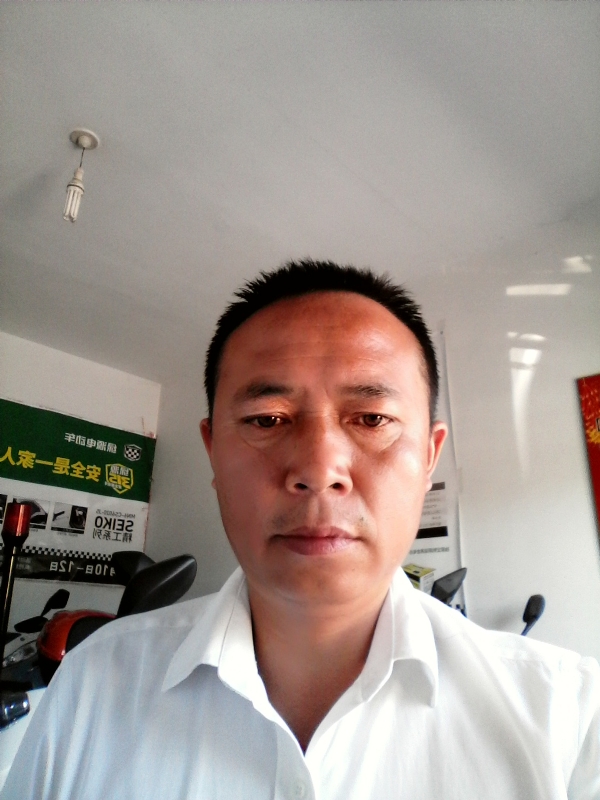 左手的第一张照片--内蒙古残疾人相亲网