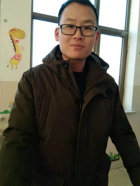 品上男人的第一张照片--内蒙古残疾人相亲网