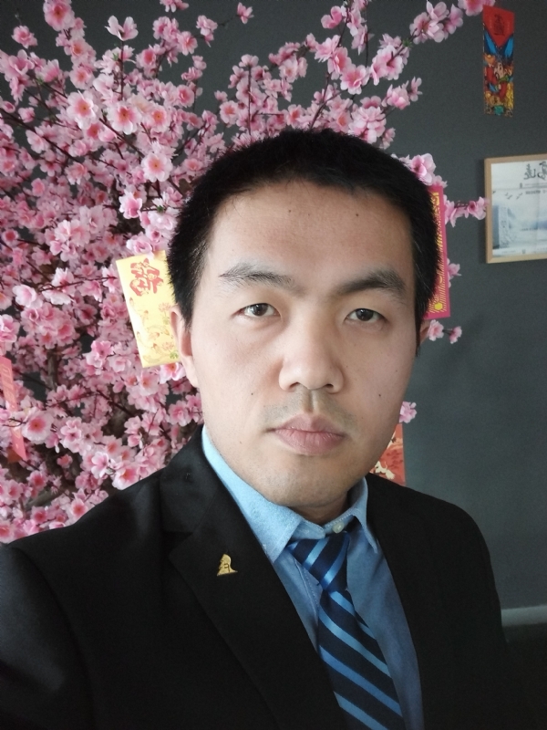 我就是个翻译的第一张照片--内蒙古残疾人相亲网